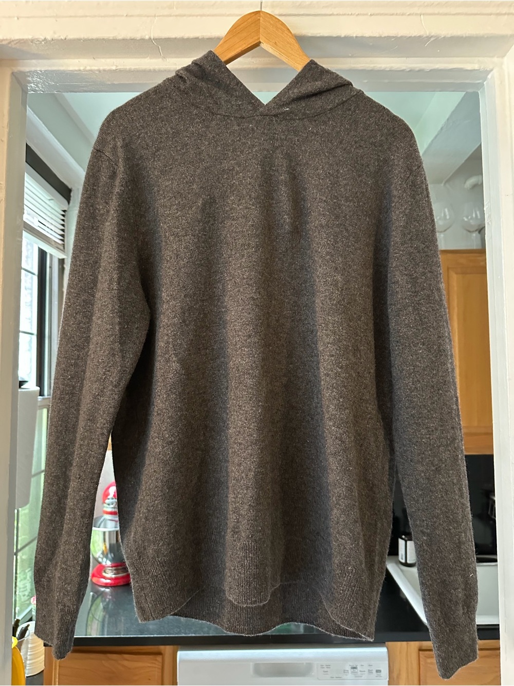 Men's Hooded Cashmere-Blend Sweater in Charcoal